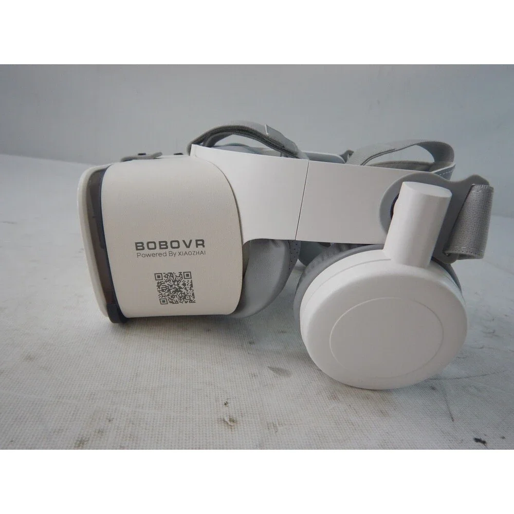 TiCCoonuts Z6WHITE - VR Headset Glasses with Bluetooth Headphones, White